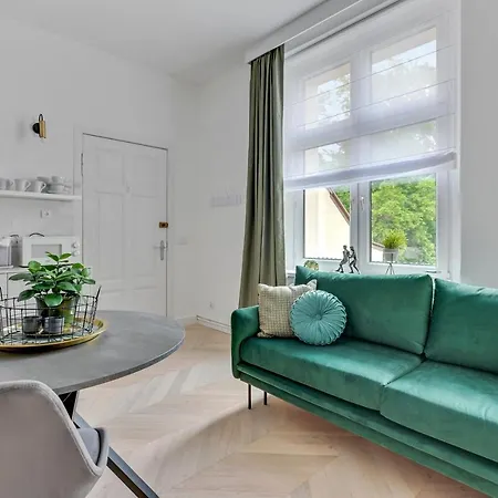 Lion -tokio Premium At The Center Apartment Sopot
