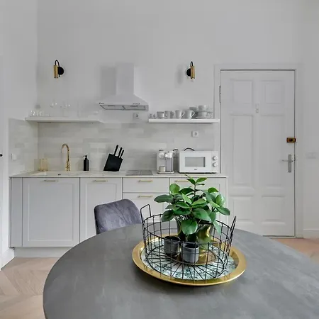 Tokio - Premium W Centrum Sopotu By Lion Σόποτ